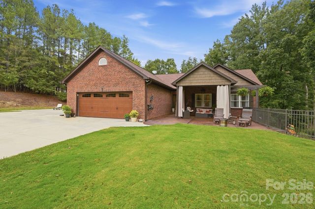 2055 Tiger Paw Lane, York, SC 29745