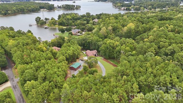 2055 Tiger Paw Lane, York, SC 29745