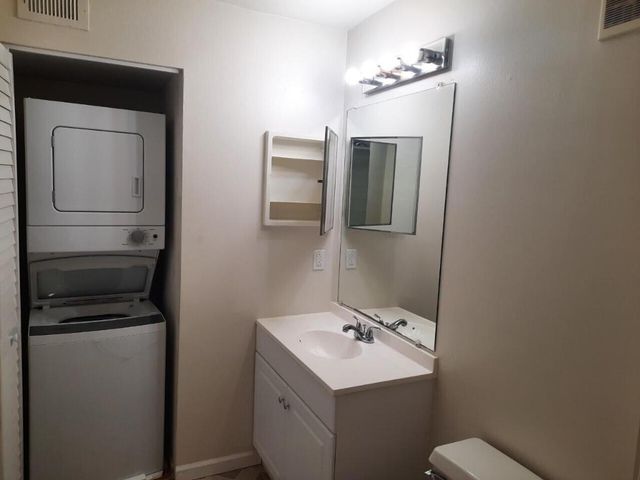 4847 Via Palm Lakes 1017, West Palm Beach, FL 33417