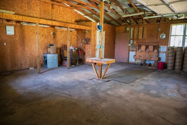 17627 Highway B, Wheatland, MO 65779
