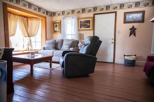 17627 Highway B, Wheatland, MO 65779