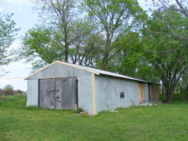 17627 Highway B, Wheatland, MO 65779