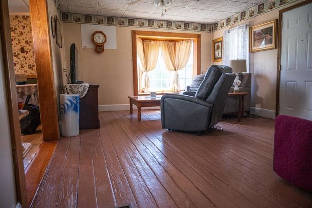 17627 Highway B, Wheatland, MO 65779
