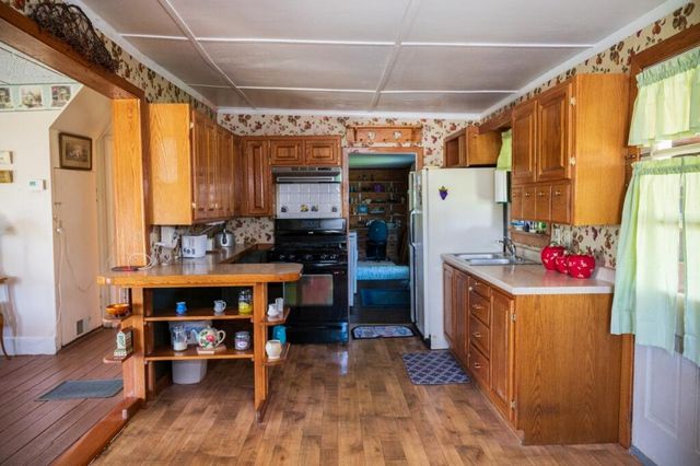 17627 Highway B, Wheatland, MO 65779