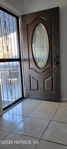 8524 HOWELL Drive, Jacksonville, FL 32208