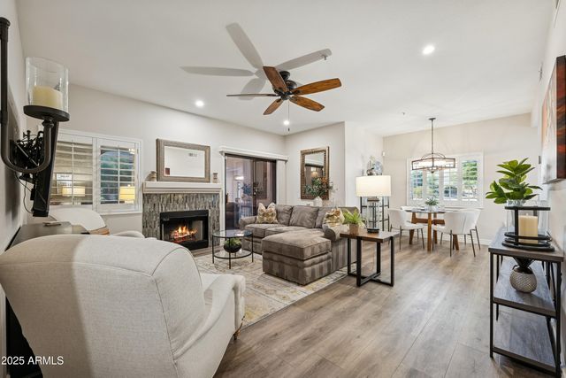 15050 N THOMPSON PEAK Parkway 1040, Scottsdale, AZ 85260