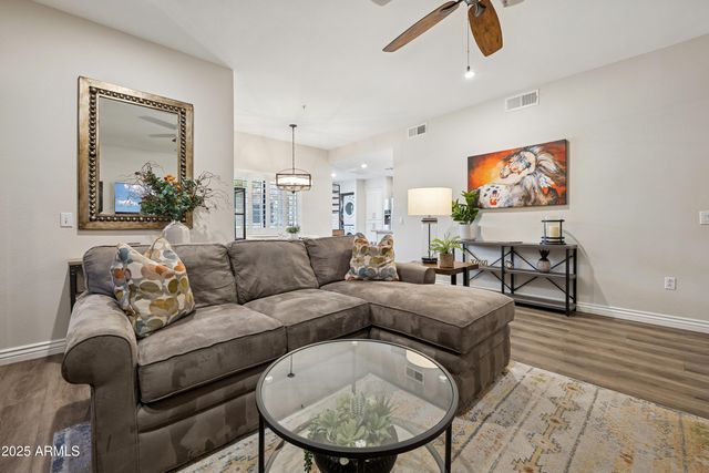 15050 N THOMPSON PEAK Parkway 1040, Scottsdale, AZ 85260