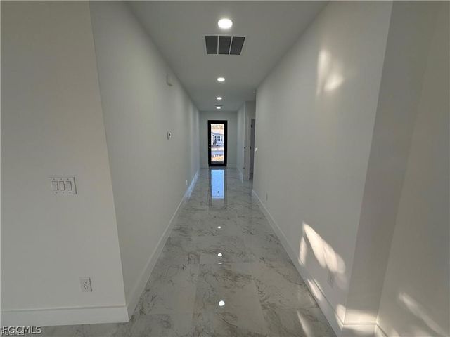 1409 NW 21st CT, Cape Coral, FL 33909