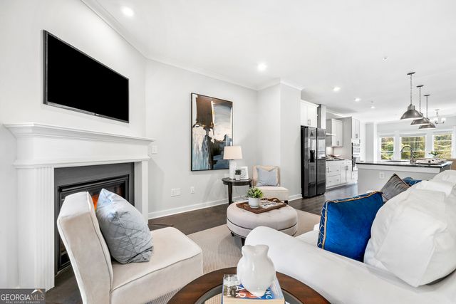 552 Ember Lane NW, Atlanta, GA 30318