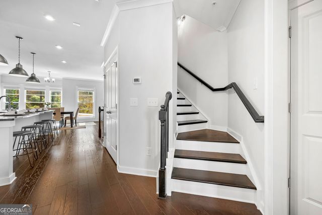 552 Ember Lane NW, Atlanta, GA 30318