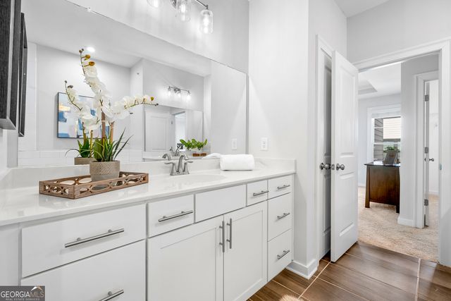 552 Ember Lane NW, Atlanta, GA 30318