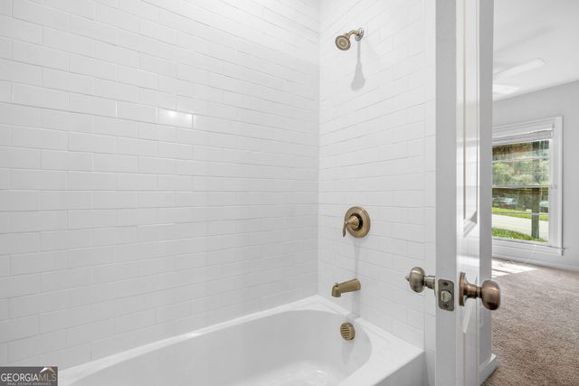 552 Ember Lane NW, Atlanta, GA 30318