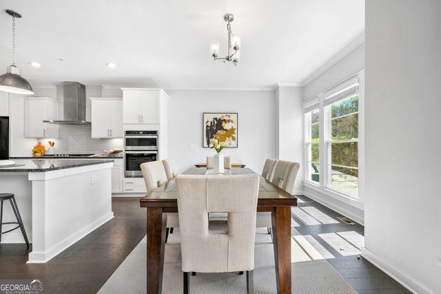 552 Ember Lane NW, Atlanta, GA 30318