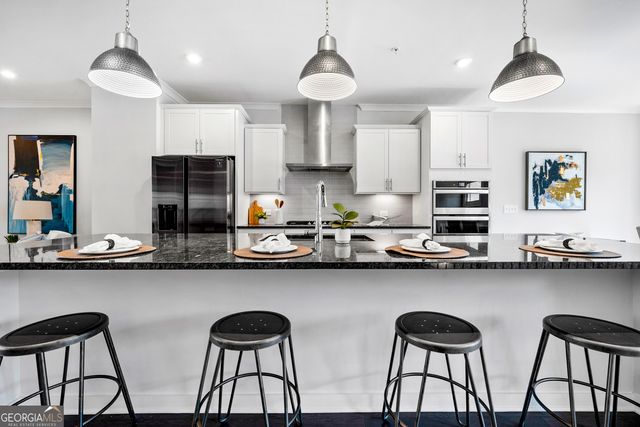 552 Ember Lane NW, Atlanta, GA 30318