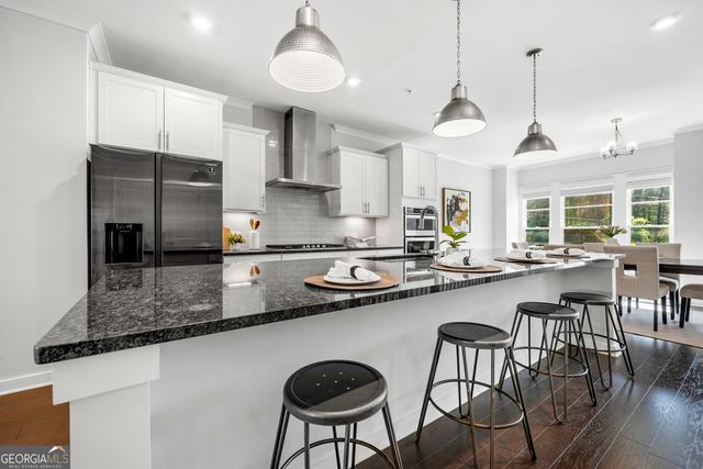 552 Ember Lane NW, Atlanta, GA 30318