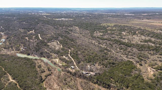 1011 Adventure TRL, Marble Falls, TX 78654
