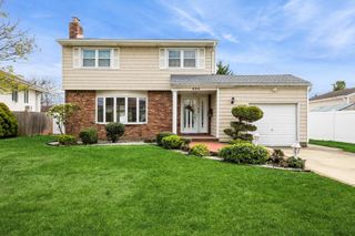 255 Hilda Street, East Meadow, NY 11554