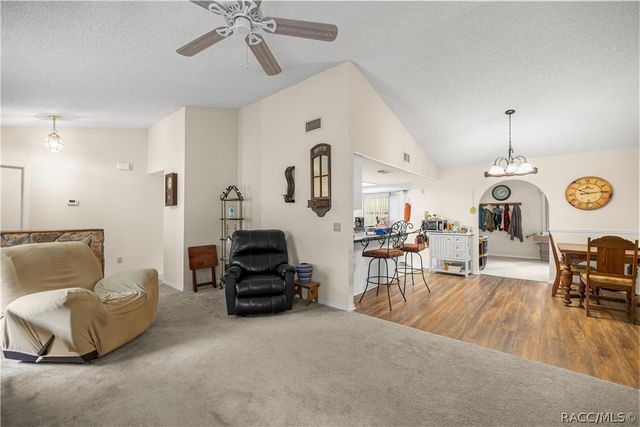 761 S Jeanne Avenue, Inverness, FL 34453