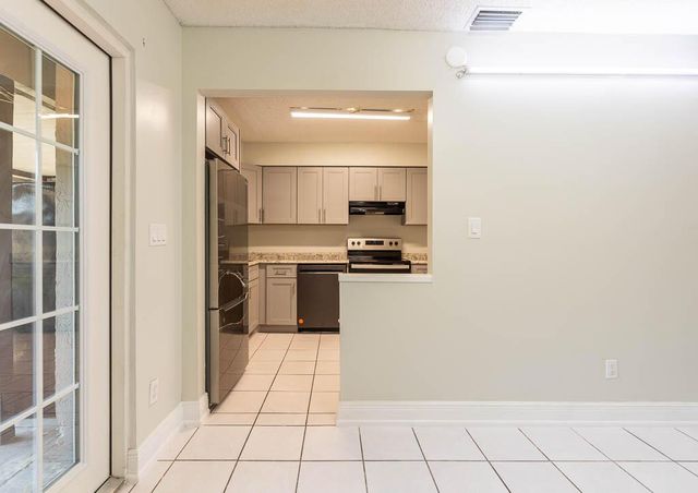 2204 Seaside Drive, Greenacres, FL 33463