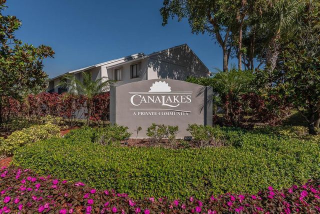 2204 Seaside Drive, Greenacres, FL 33463