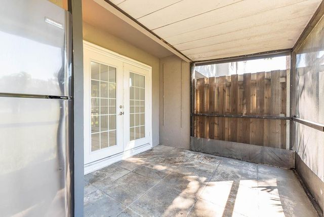 2204 Seaside Drive, Greenacres, FL 33463