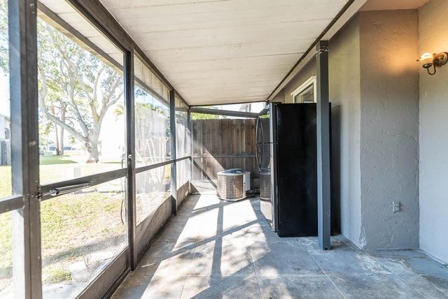 2204 Seaside Drive, Greenacres, FL 33463