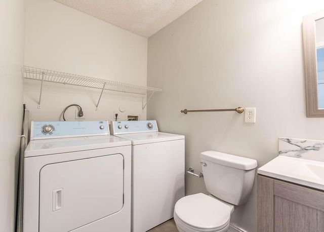 2204 Seaside Drive, Greenacres, FL 33463