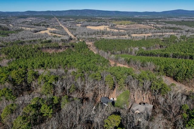 40 Alta Way, Hot Springs Village, AR 71909