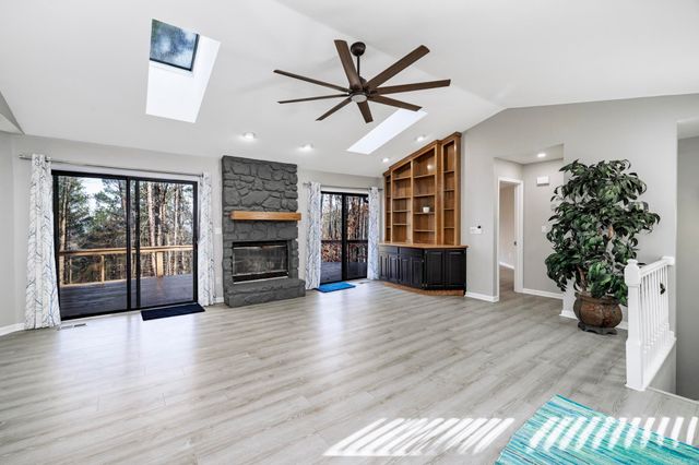 40 Alta Way, Hot Springs Village, AR 71909