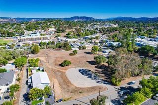 502 E Elder Street, Fallbrook, CA 92028
