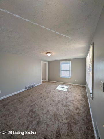 13011 Ashlawn Dr, Louisville, KY 40272