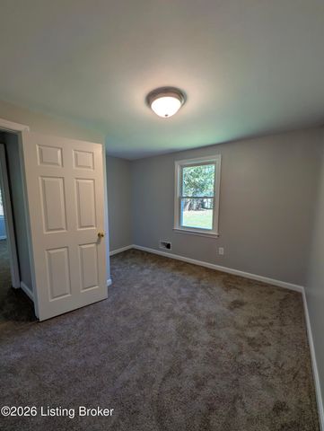 13011 Ashlawn Dr, Louisville, KY 40272