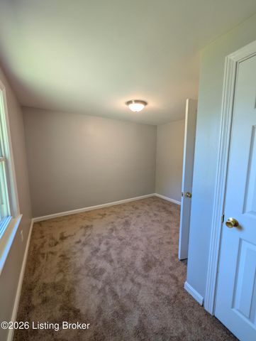 13011 Ashlawn Dr, Louisville, KY 40272