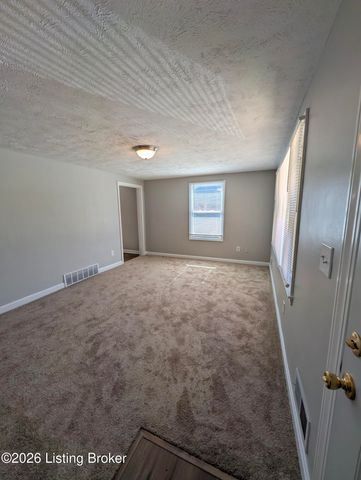 13011 Ashlawn Dr, Louisville, KY 40272