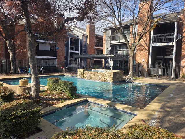 18333 Roehampton Drive 1422, Dallas, TX 75252