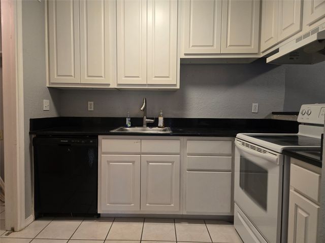 18333 Roehampton Drive 1422, Dallas, TX 75252