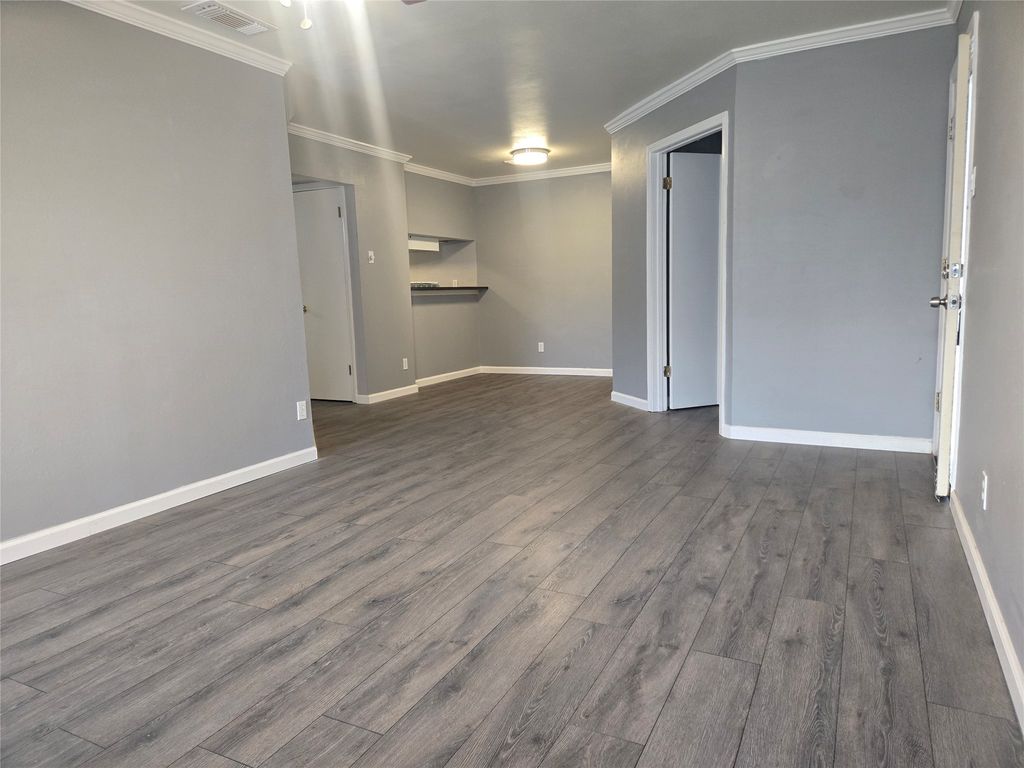 18333 Roehampton Drive 1422, Dallas, TX 75252