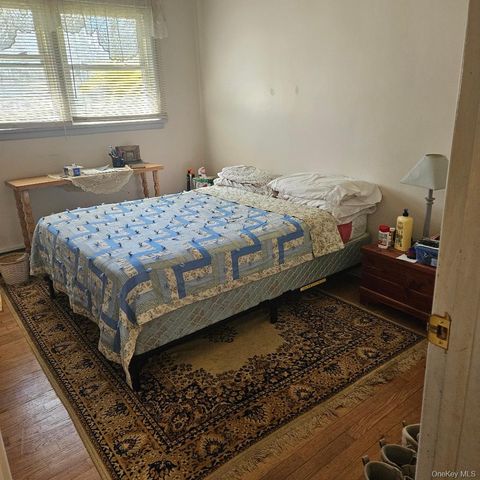 41 Wildwood Drive, Poughkeepsie, NY 12603