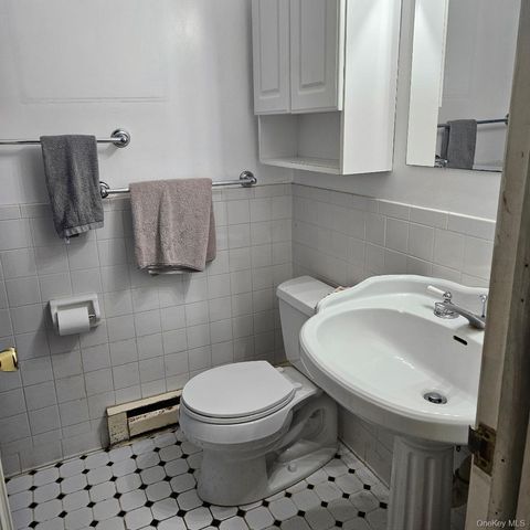 41 Wildwood Drive, Poughkeepsie, NY 12603