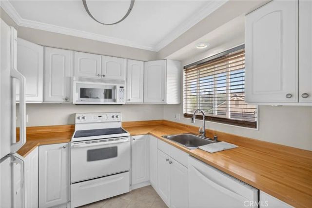 22679 Nadine Circle B, Torrance, CA 90505