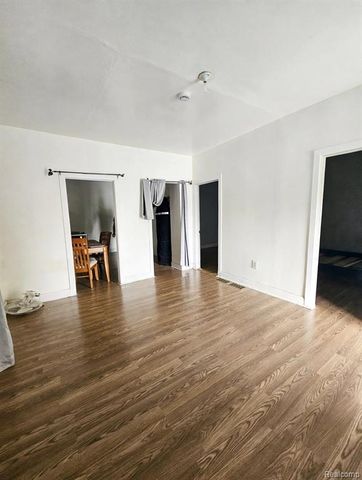 2027 Dearing Street, Hamtramck, MI 48212