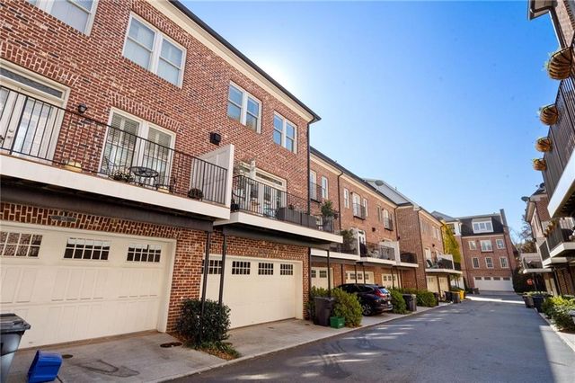 861 Lullwater Park Lane, Atlanta, GA 30306