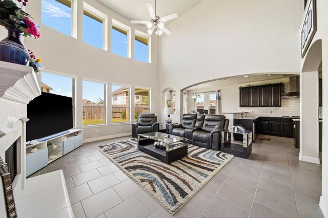 6211 Calico Pointe Court, Sugar Land, TX 77479