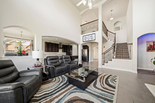 6211 Calico Pointe Court, Sugar Land, TX 77479