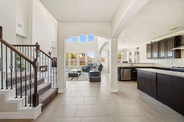 6211 Calico Pointe Court, Sugar Land, TX 77479