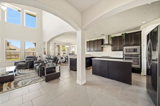 6211 Calico Pointe Court, Sugar Land, TX 77479