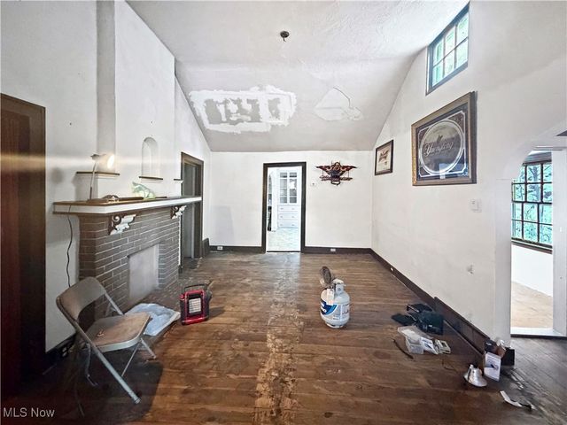 2527 McCords Hill Road, Wellsburg, WV 26070