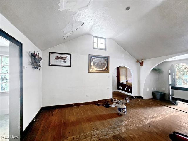 2527 McCords Hill Road, Wellsburg, WV 26070