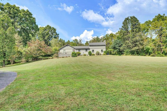 575 Three Brooks LN, Rocky Mount, VA 24151