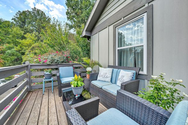 575 Three Brooks LN, Rocky Mount, VA 24151